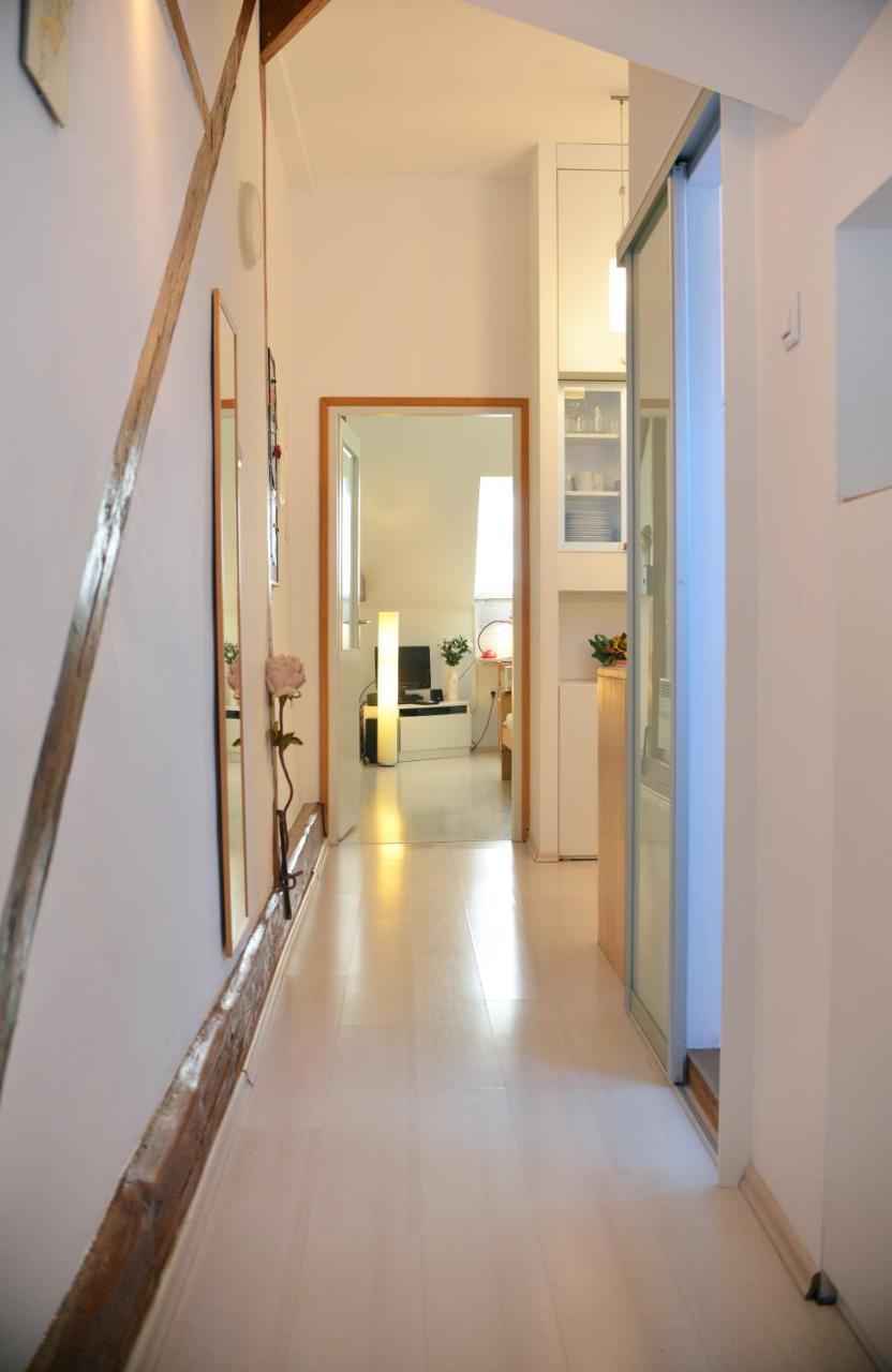 Studio Apartment White Zagreb Luaran gambar